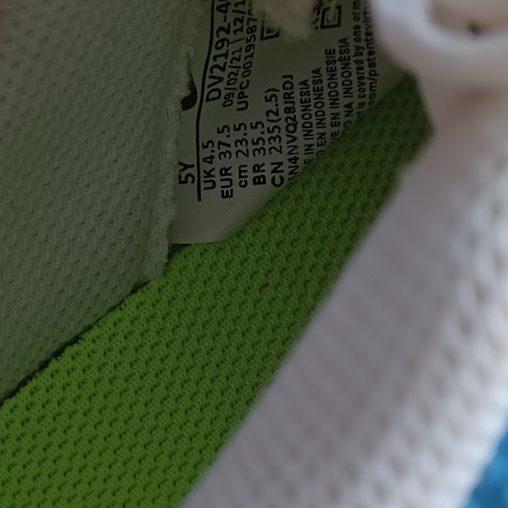 Nike Air Force 1 LV8 Kids size: 5Y multicolor. - Picture 8 of 10